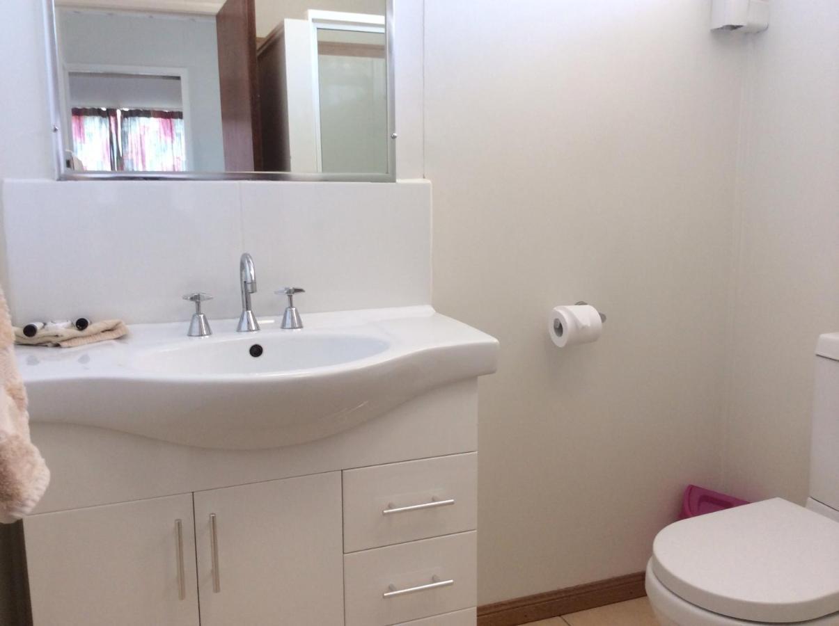 Ocean Breeze Units Daire Bowen Oda fotoğraf