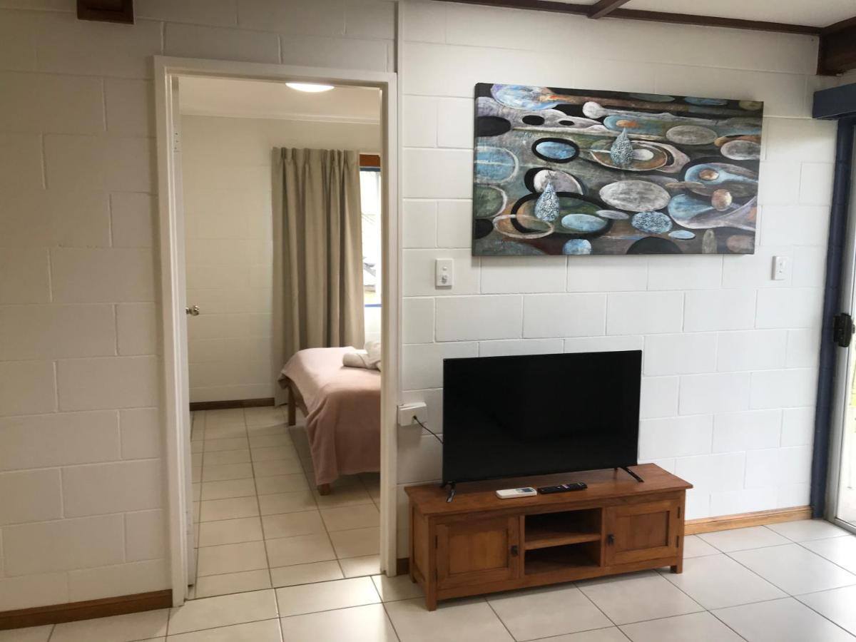 Ocean Breeze Units Daire Bowen Dış mekan fotoğraf